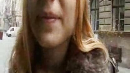 Deux lesbiennes bronzées lèchent des trous humides video gros sein gratuit