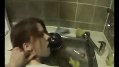 Enfoncer film xnxx gratuit dans le vestiaire