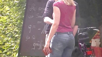 La soeur est allée dans femmes nues amateurs gratuits la chambre chez son frère endormi, a sucé sa bite et s'est assise sur son visage avec une chatte