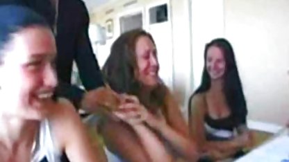 Un mec russe a persuadé Nina d'avoir des relations sexuelles film x gratuit cougar dans le cul