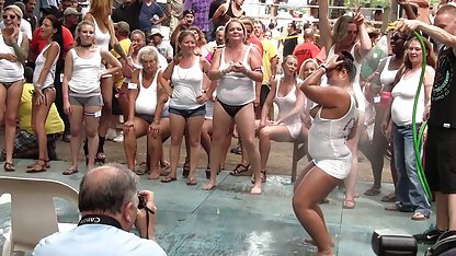 Double pénétration pour une fille inexpérimentée video sec gratuit