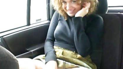 Une étudiante mignonne video gros seins gratuit s'est amenée à l'euphorie avec un petit vibrateur