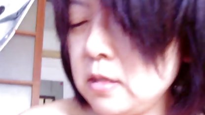 Trois poussins video de sexe sur tukif adorent la levrette