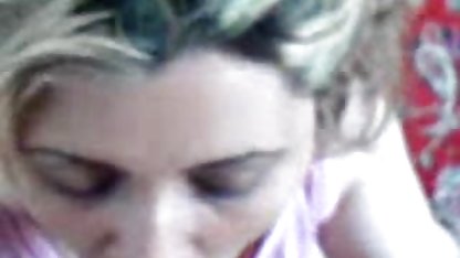 Bébé s'est mouillé d'une baise videomateur gratuit intense