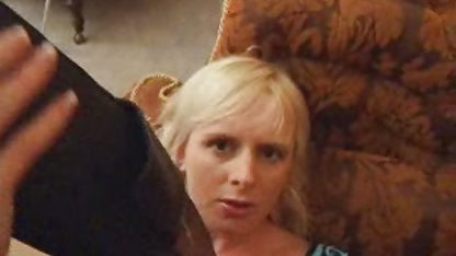 Jeune fille bénéficie d'un beau massage sexuel video gratuite erotique romantique