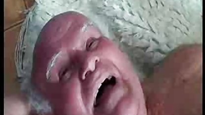 Un enseignant a video gratuite sodomie baisé un élève de 18 ans à un bureau