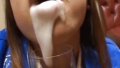 Poussin tukif sexe video Bound claqué pour la masturbation