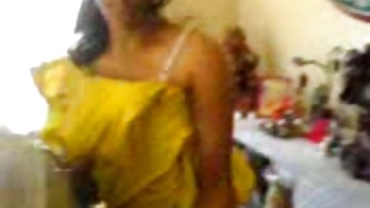 Whores a donné au gars une vidéo 3x gratuit baise inoubliable