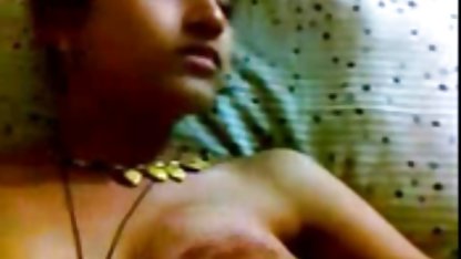 Un étudiant contre la volonté video du sex gratuit aspire le gardien du magasin pour vol